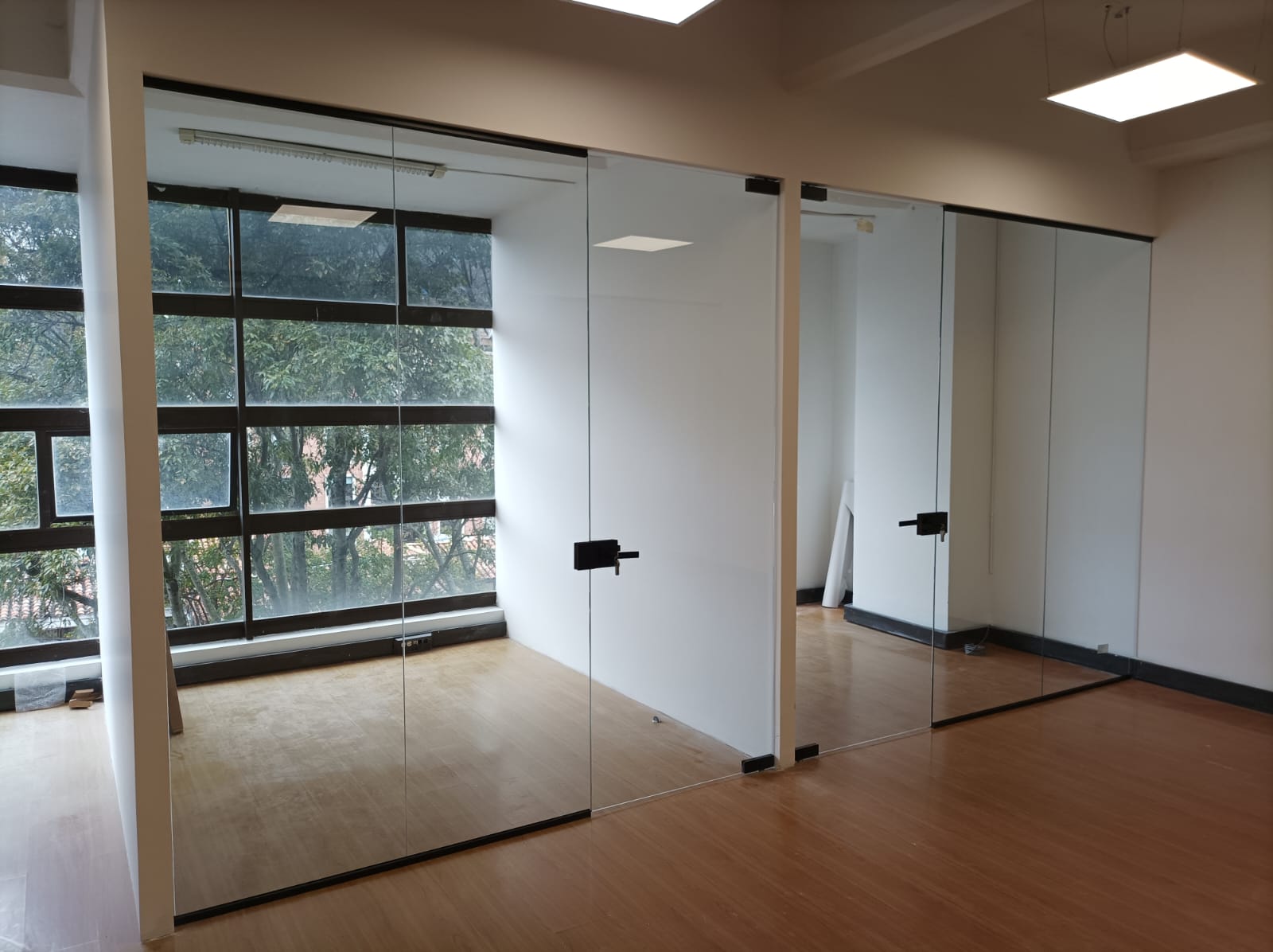 oficinas en vidrio15