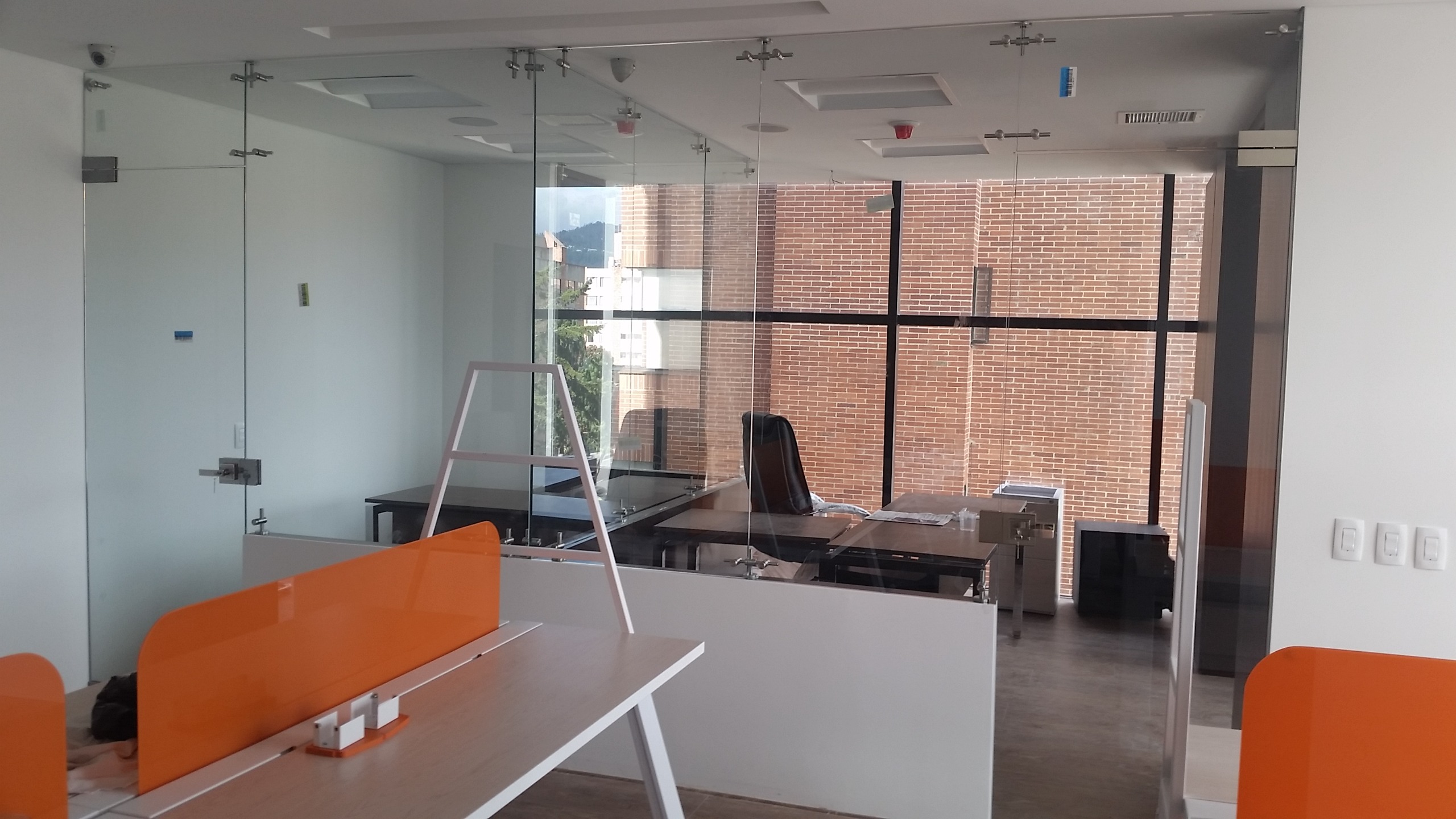oficinas en vidrio22