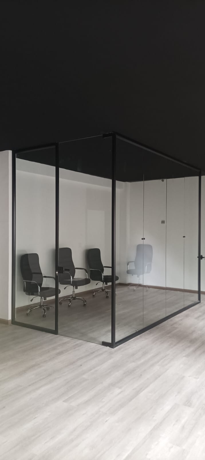 oficinas en vidrio24