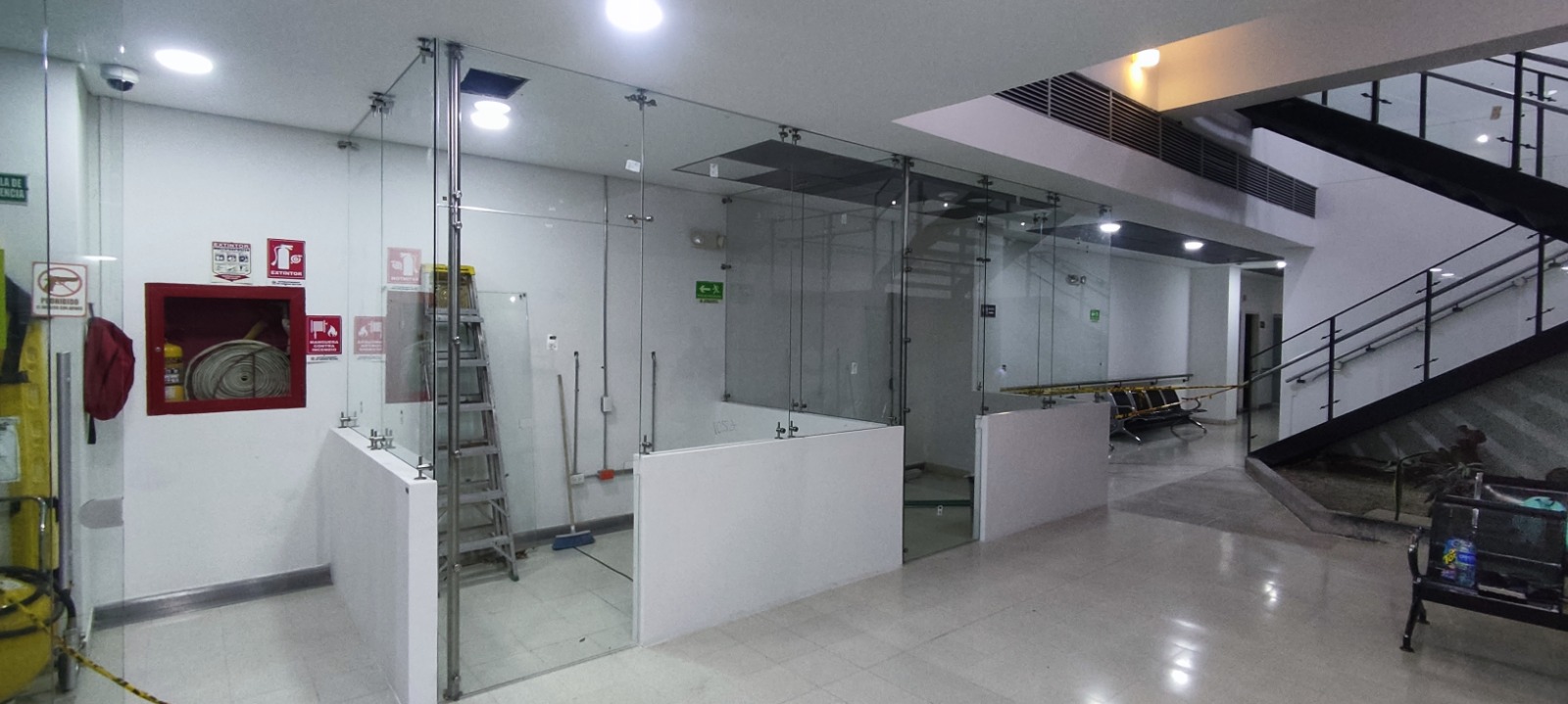 oficinas en vidrio6